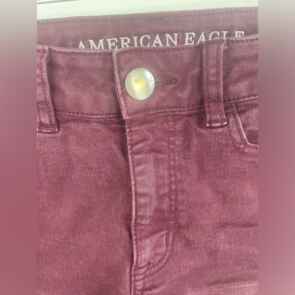 American Eagle Outfitters Hi-Rise Shortie Super Stretch Burgundy Denim Shorts - Picture 10 of 11